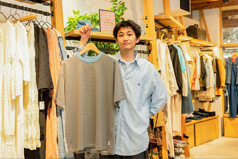SPORTSWEARの別注マルチボーダーTシャツ 5,390円（税込）